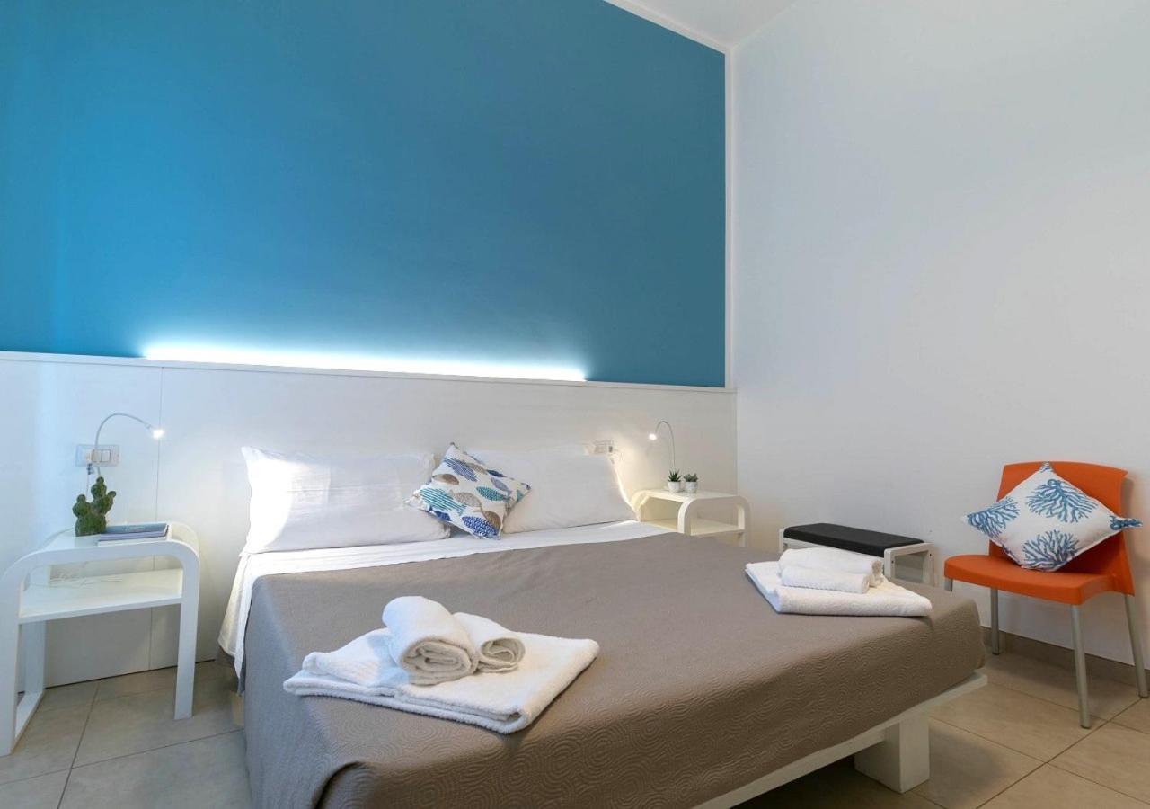 Fronte Mare Rooms By Salentolimit Porto Cesareo Esterno foto