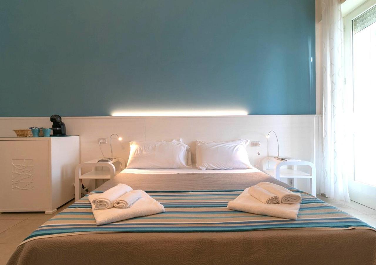 Fronte Mare Rooms By Salentolimit Porto Cesareo Esterno foto