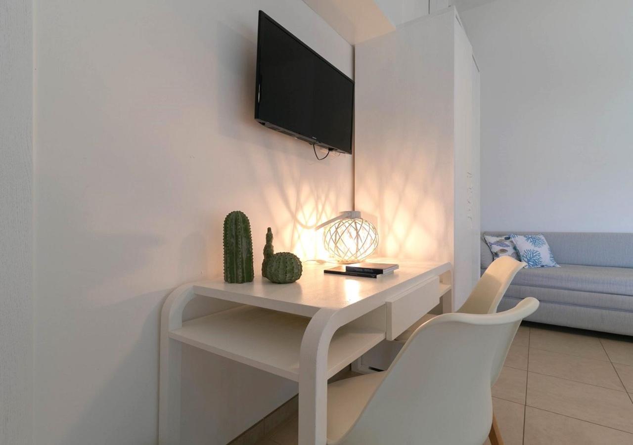 Fronte Mare Rooms By Salentolimit Porto Cesareo Esterno foto