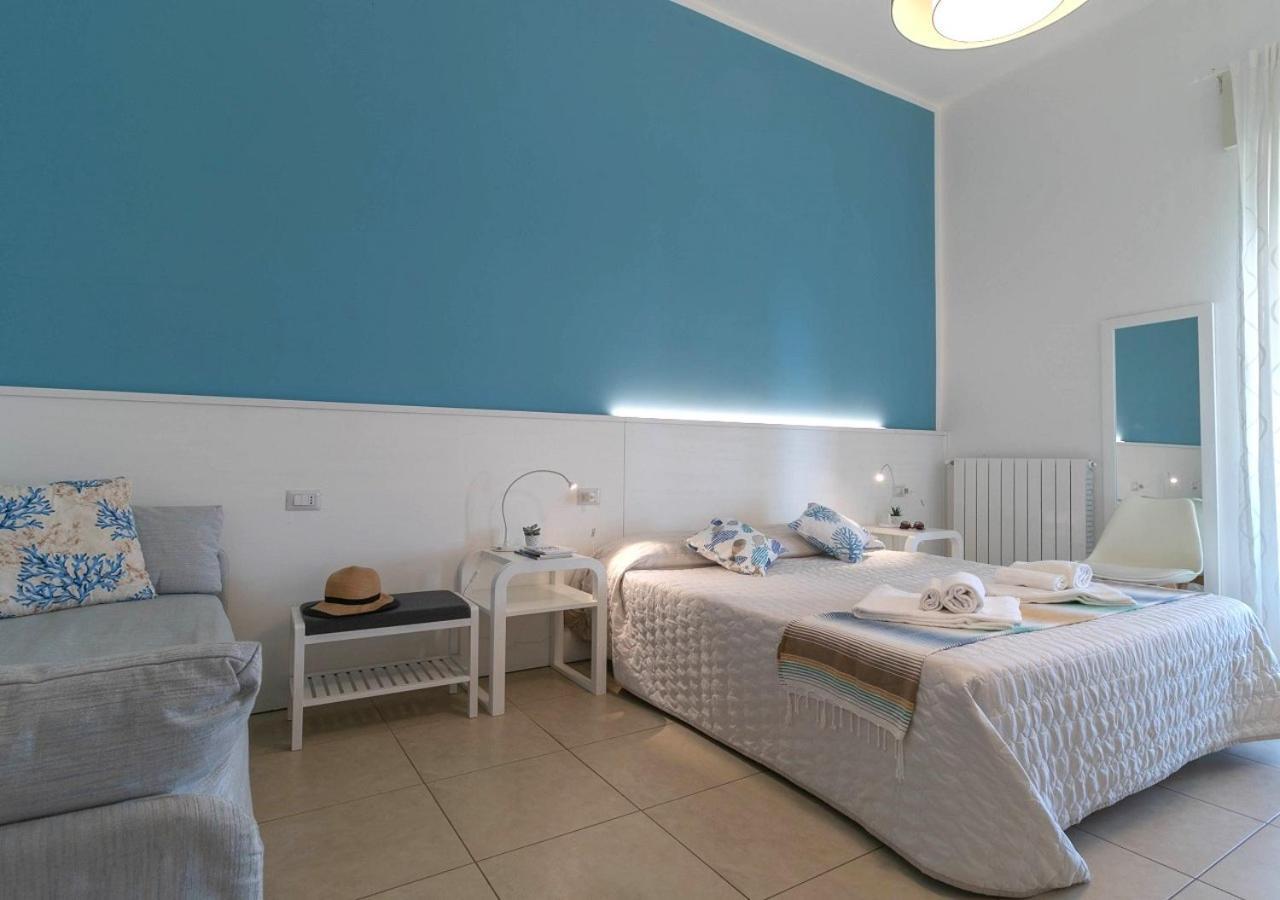 Fronte Mare Rooms By Salentolimit Porto Cesareo Esterno foto
